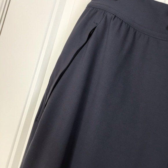 Ten Thousand Interval Pant in Iron. - Picture 5 of 9
